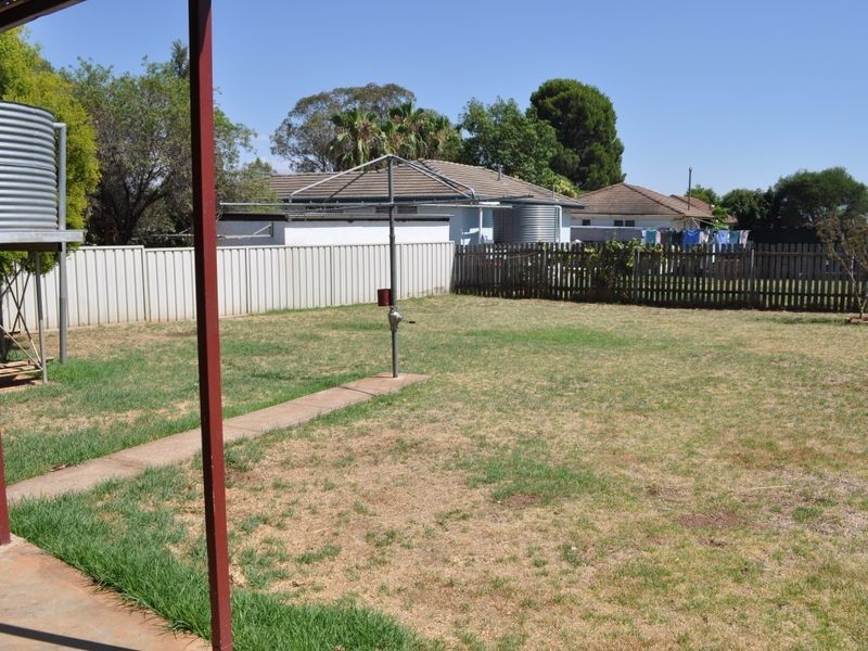 4 Douglas Street, Gunnedah NSW 2380