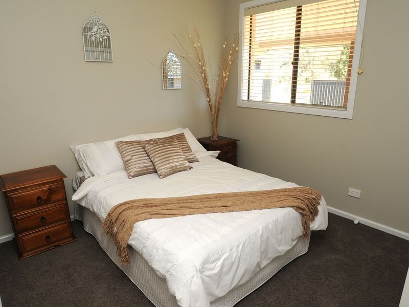 6 Tallowwood Drive, Gunnedah NSW 2380