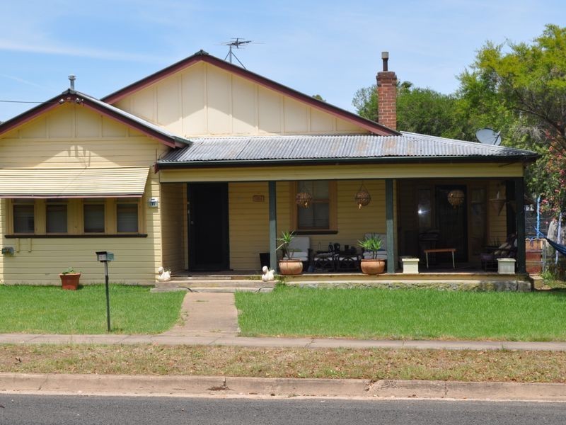 11 Eighth Division Memorial Ave, Gunnedah NSW 2380