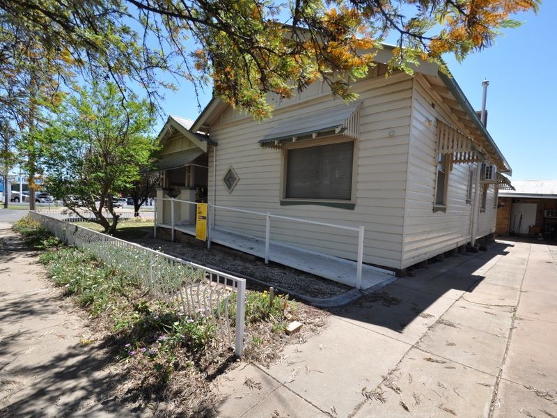 104 Barber Street, Gunnedah NSW 2380