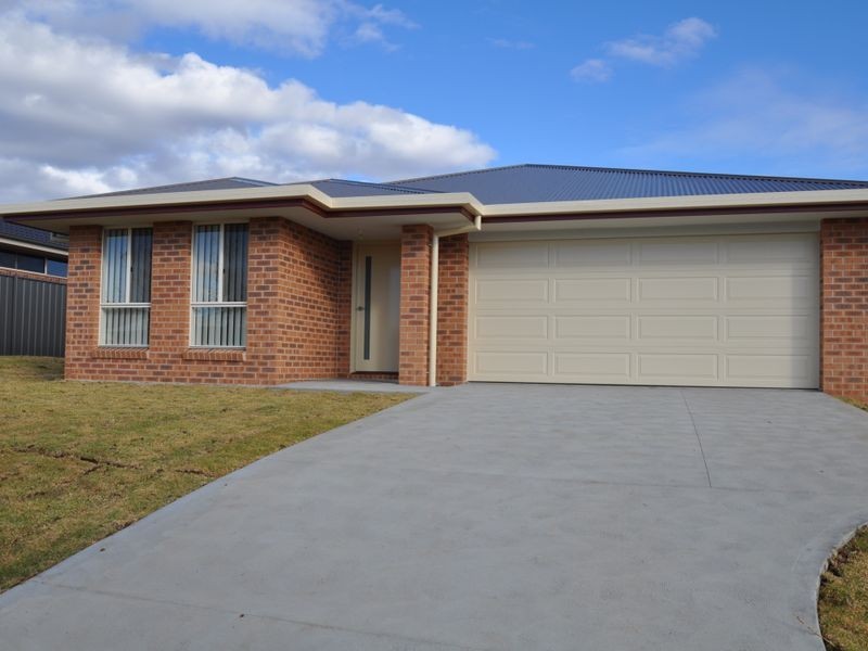 11 TALLOWWOOD DRIVE, Gunnedah NSW 2380
