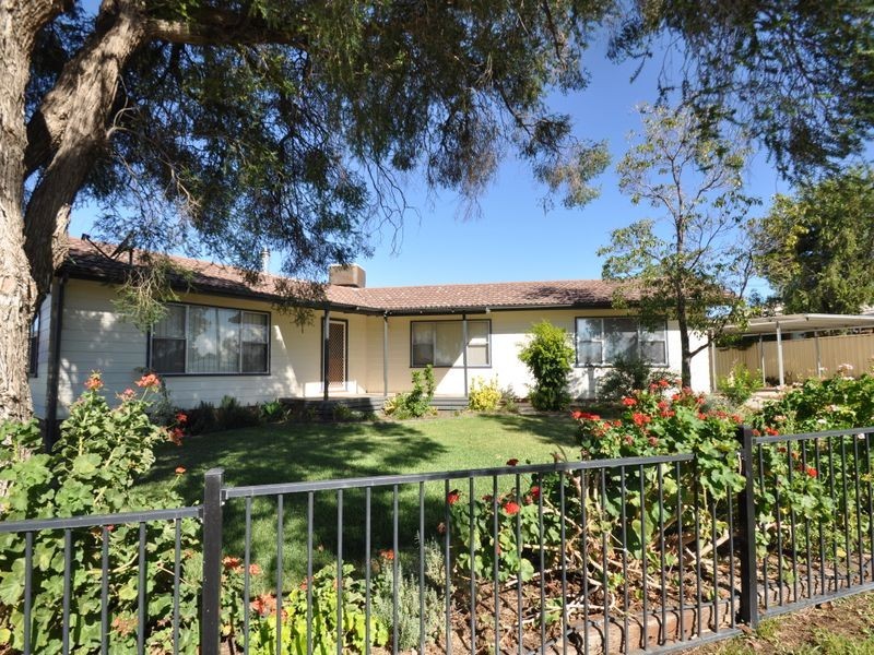 1 Carroll Street, Gunnedah NSW 2380