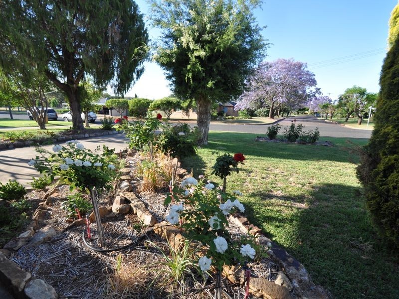 5 Palmer Crescent, Gunnedah NSW 2380