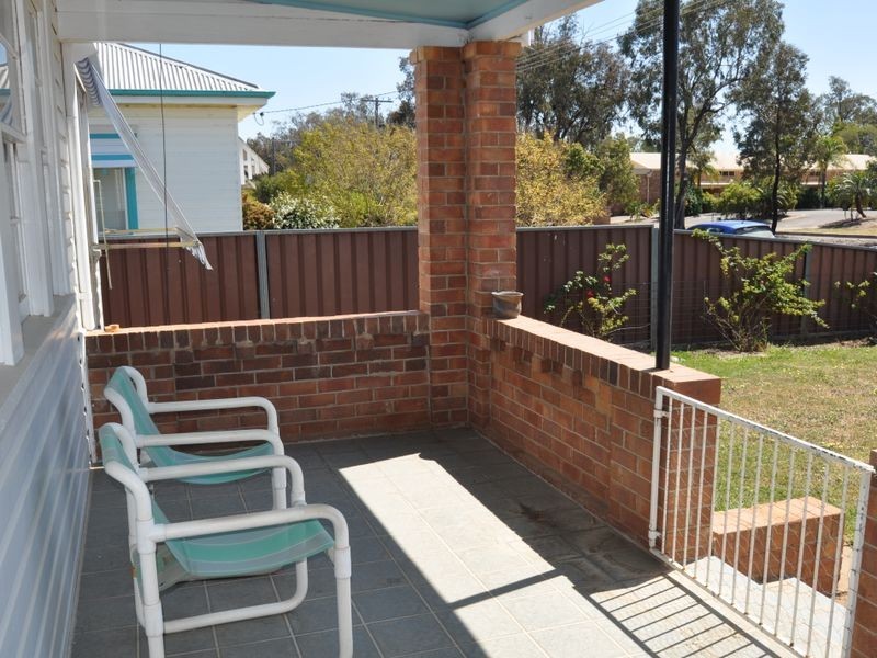 25 Eighth Division Memorial Avenue, Gunnedah NSW 2380