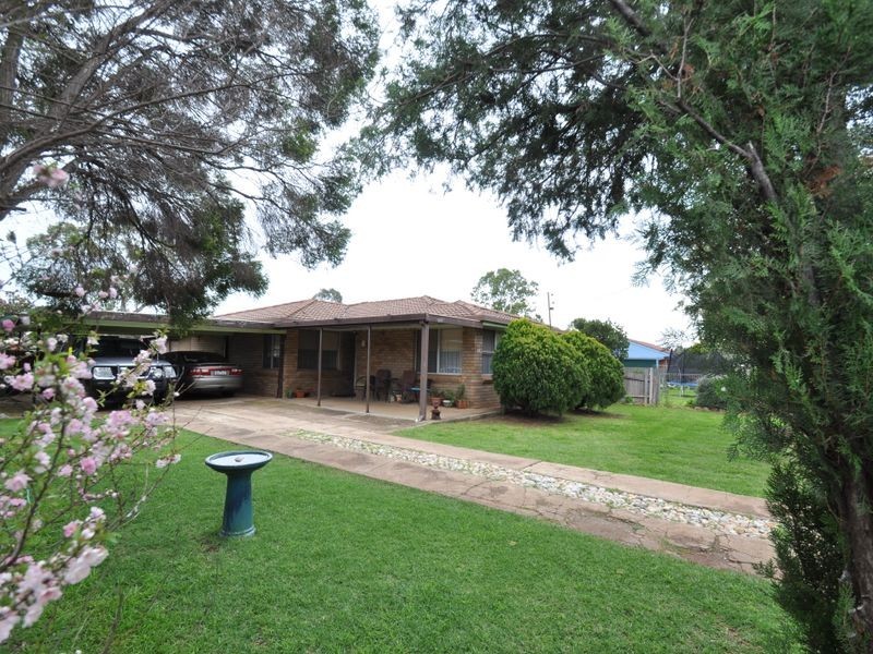 68 Pine St, Curlewis NSW 2381