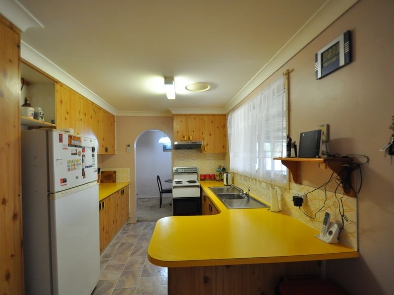 68 Pine St, Curlewis NSW 2381