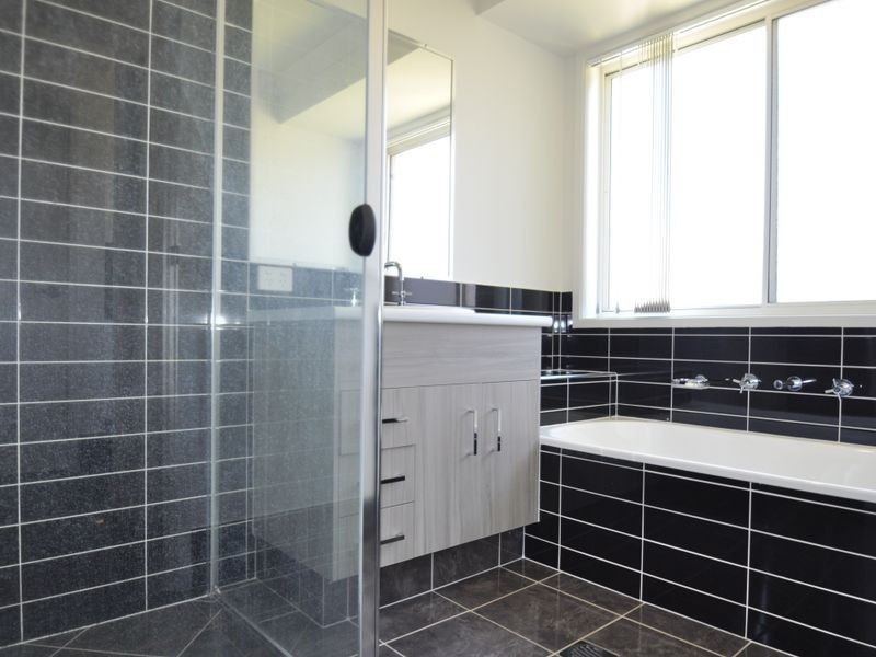 19 TALLOWWOOD DRIVE, Gunnedah NSW 2380