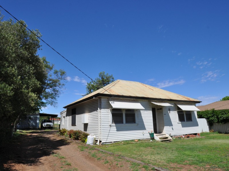 203 Bloomfield St, Gunnedah NSW 2380