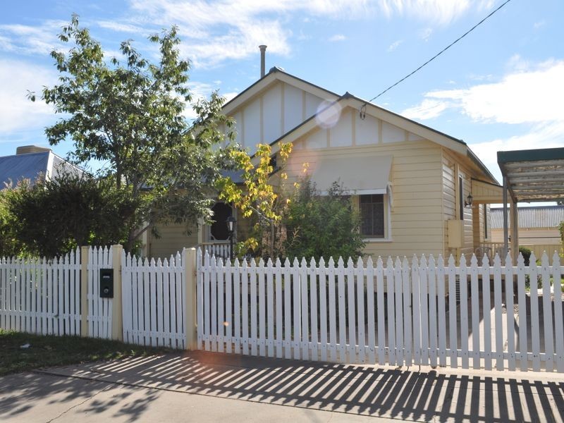36 Henry Street, Gunnedah NSW 2380