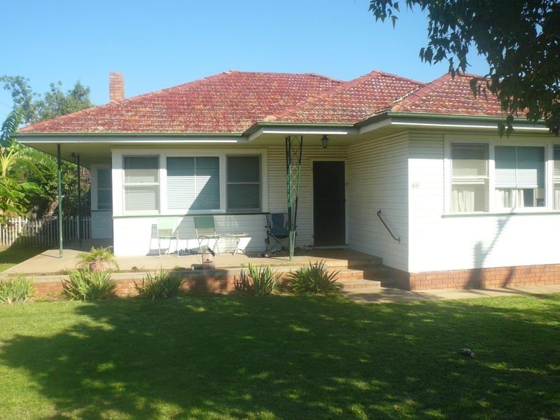69 View St, Gunnedah NSW 2380