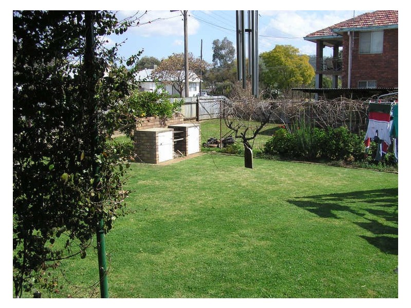 69 View St, Gunnedah NSW 2380