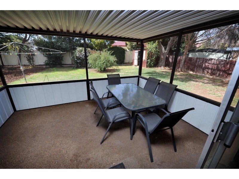 12 Ashford Street, Gunnedah NSW 2380