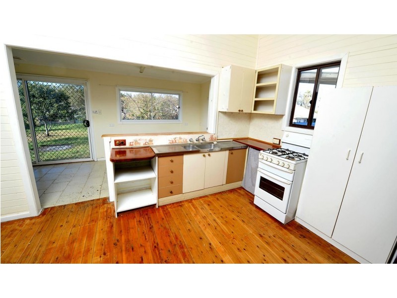 96 Bloomfield Street, Gunnedah NSW 2380