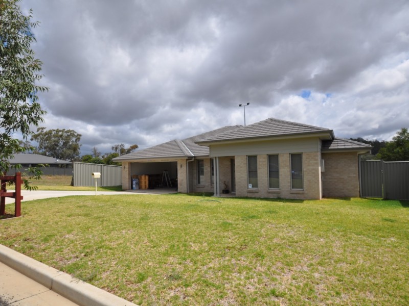 12 Bottlebrush Avenue, Gunnedah NSW 2380