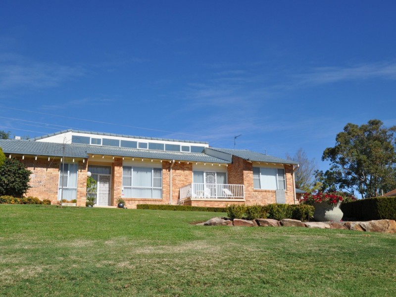 12 Anderson Place, Gunnedah NSW 2380