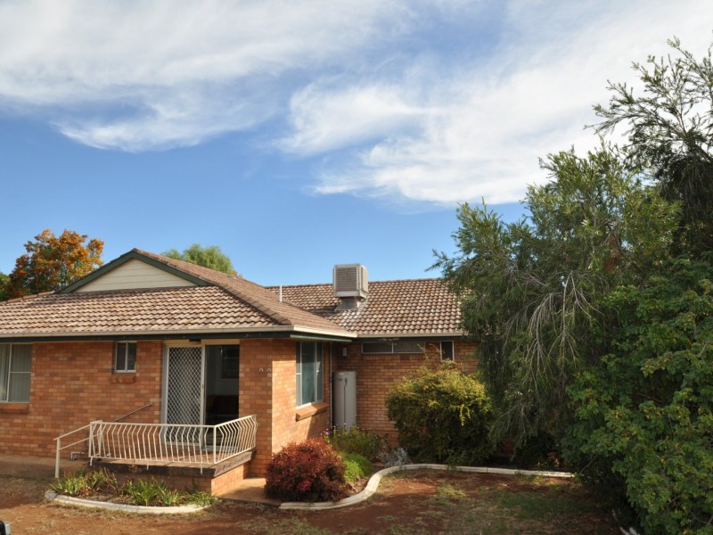 42 Bridge Street, Gunnedah NSW 2380