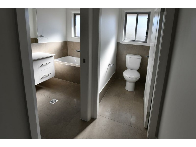 1/2 Bottlebrush Avenue, Gunnedah NSW 2380