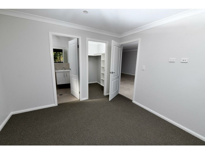 1/2 Bottlebrush Avenue, Gunnedah NSW 2380