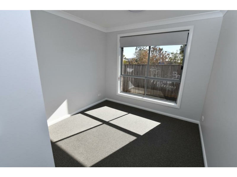 1/2 Bottlebrush Avenue, Gunnedah NSW 2380