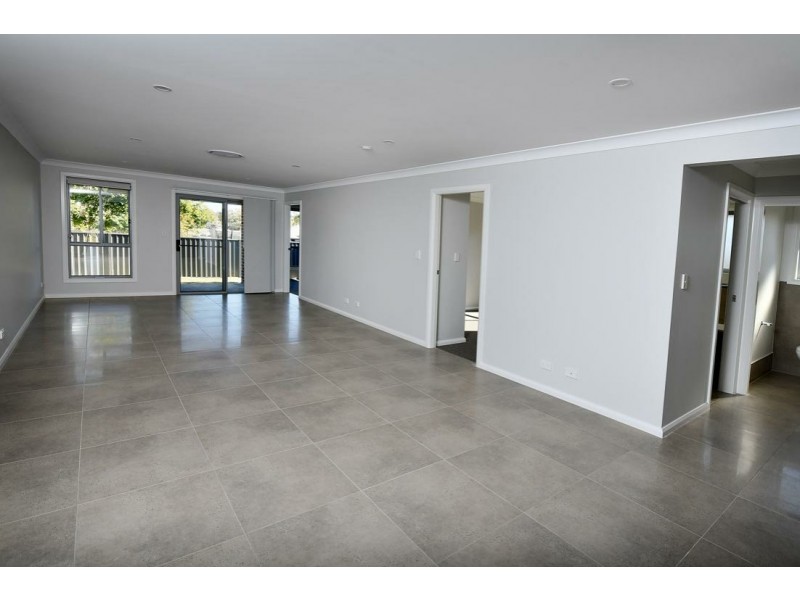 1/2 Bottlebrush Avenue, Gunnedah NSW 2380