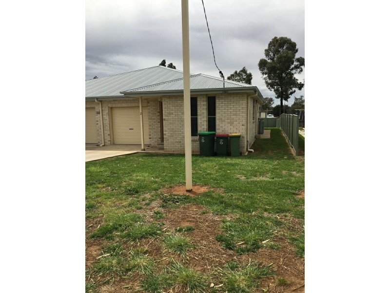 2/146 Little Bloomfield St, Gunnedah NSW 2380