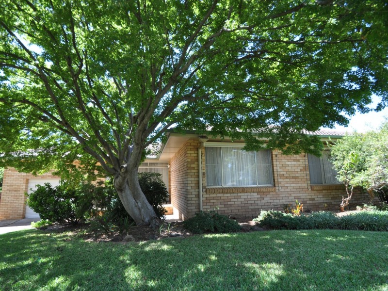 6 Jensen Street, Gunnedah NSW 2380