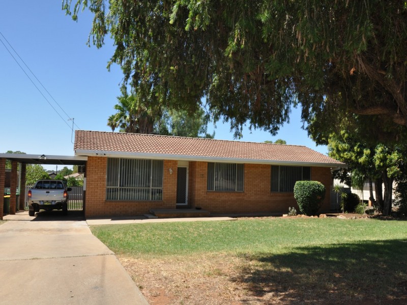 25 Pike Street, Gunnedah NSW 2380