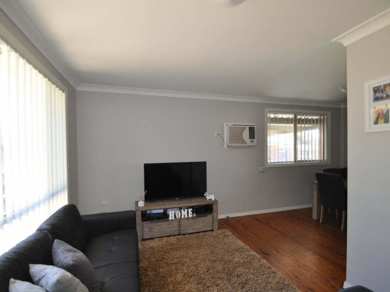 25 Pike Street, Gunnedah NSW 2380