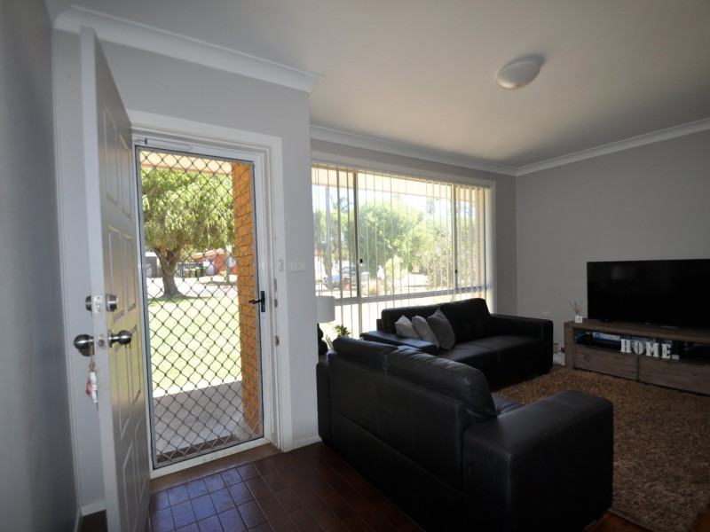 25 Pike Street, Gunnedah NSW 2380