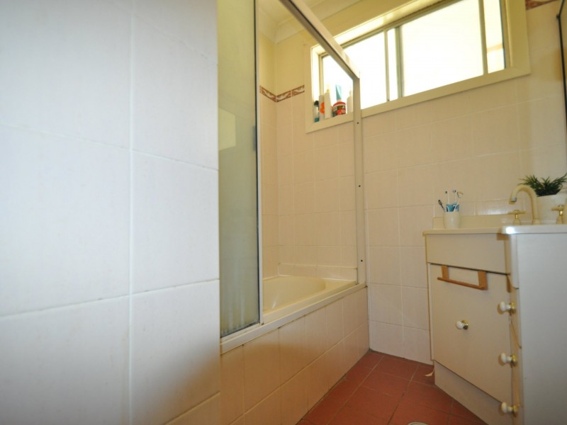 25 Pike Street, Gunnedah NSW 2380