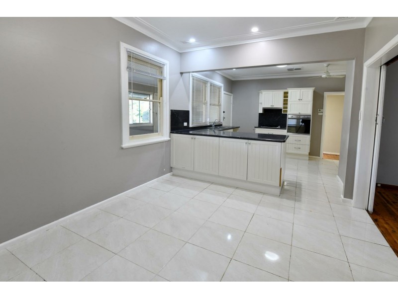 69 View St, Gunnedah NSW 2380