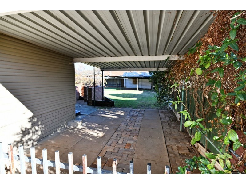 69 View St, Gunnedah NSW 2380
