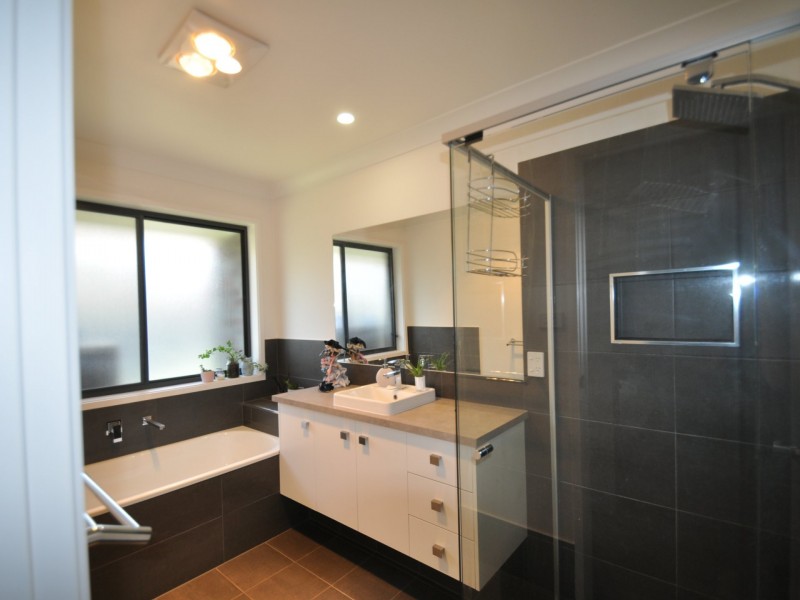 18 Bottlebrush Ave, Gunnedah NSW 2380