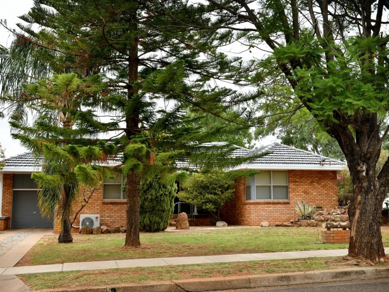 10 Rodney St, Gunnedah NSW 2380