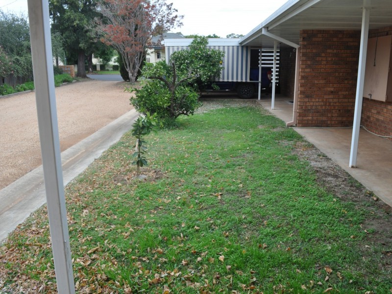 2 74 George Street, Gunnedah NSW 2380