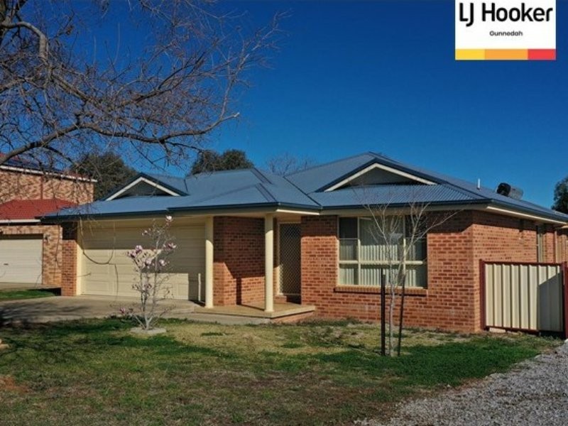 19 Hinton Drive, Gunnedah NSW 2380