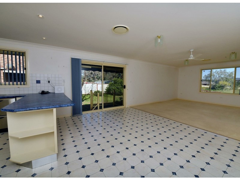 19 Hinton Drive, Gunnedah NSW 2380