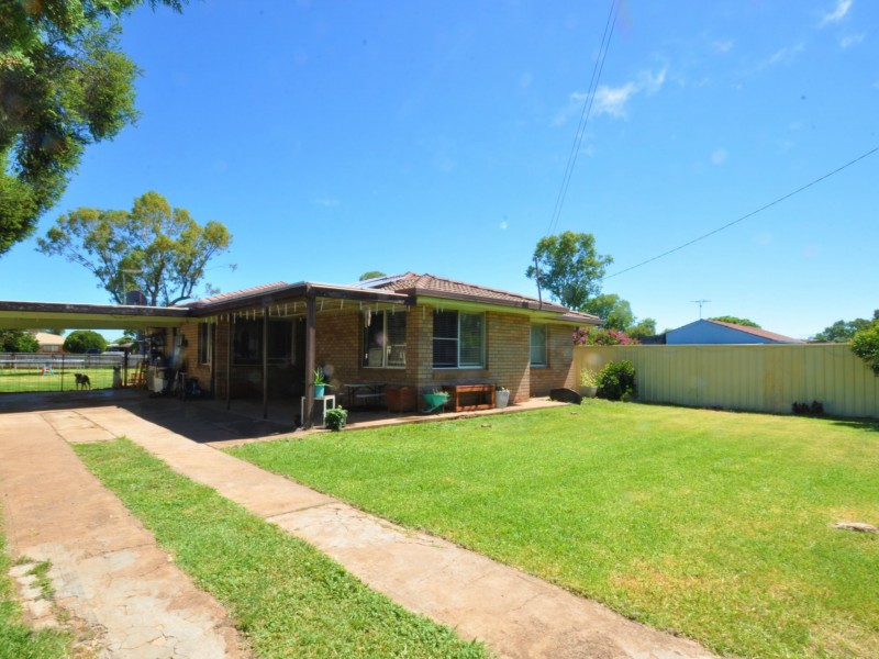 68 Pine St, Curlewis NSW 2381