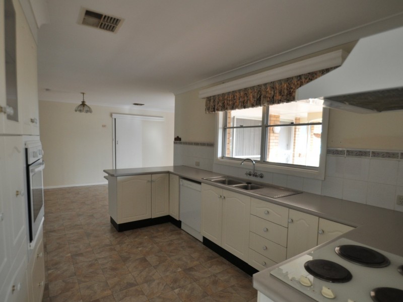 2 Jensen Street, Gunnedah NSW 2380