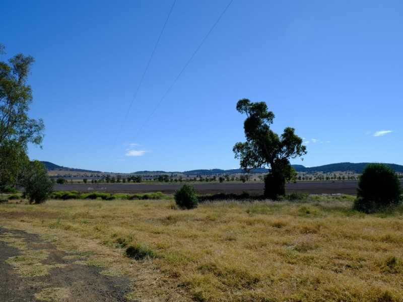 - “Millimbri”, Oxley Highway, Mullaley NSW 2379
