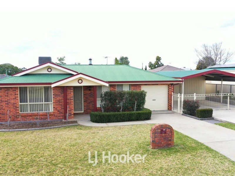 10 Banksia Place, Gunnedah NSW 2380
