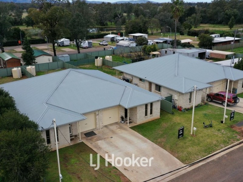 Unit 1 & 2/146 Little Bloomfield Street, Gunnedah NSW 2380