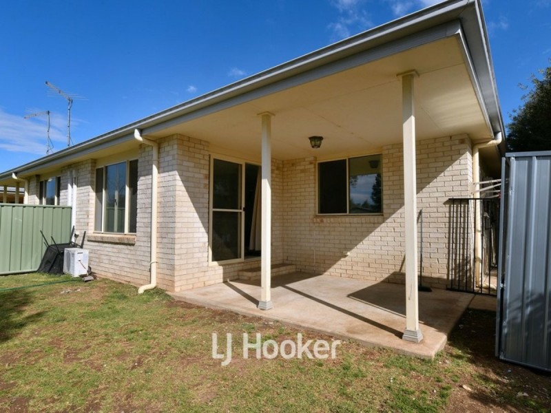 Unit 1 & 2/146 Little Bloomfield, Gunnedah NSW 2380