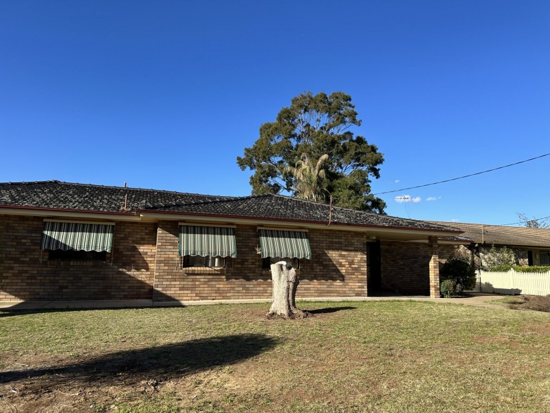 8 Ashford Street, Gunnedah NSW 2380