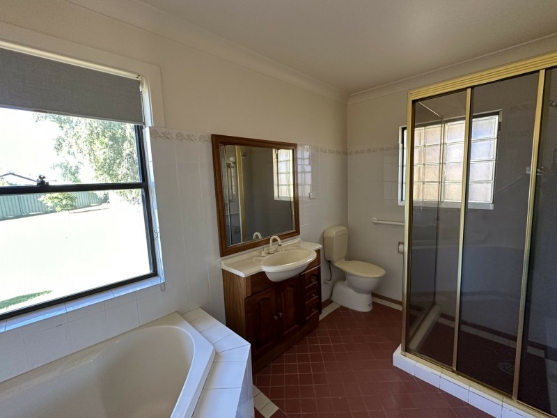 8 Ashford Street, Gunnedah NSW 2380