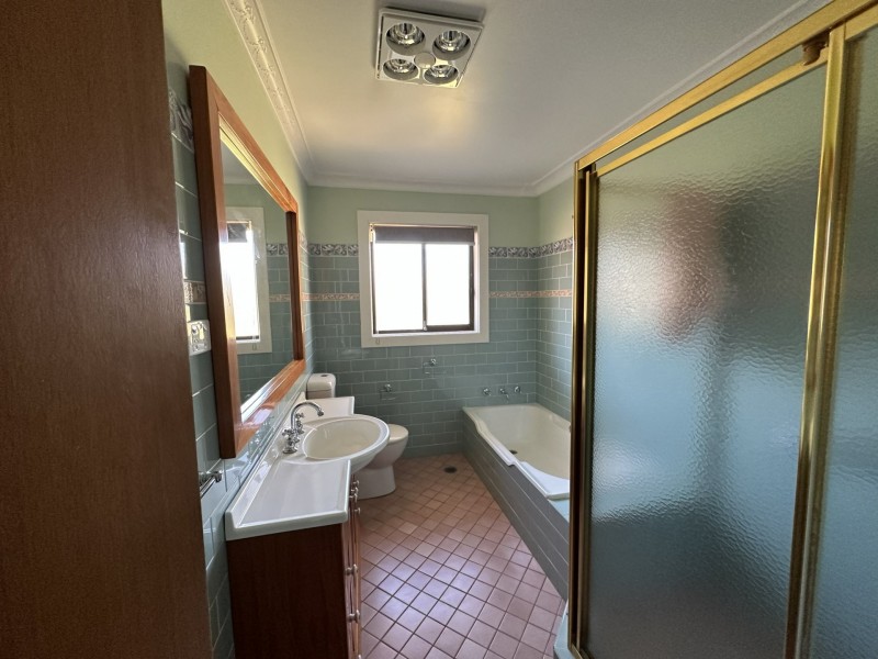 8 Ashford Street, Gunnedah NSW 2380