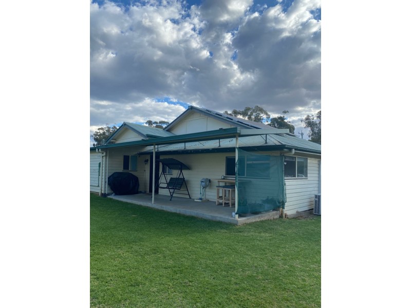 17 Marquis Street, Gunnedah NSW 2380