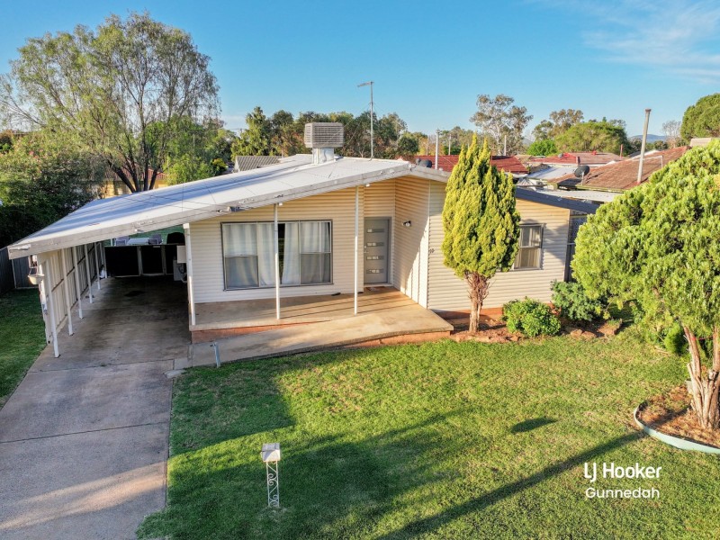 11 Hopedale Avenue, Gunnedah NSW 2380