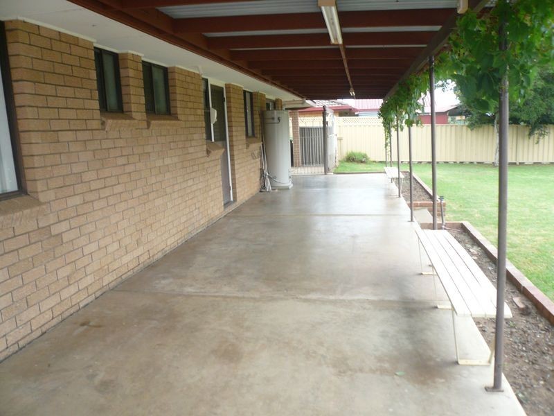 14 Kamilaroi Rd, Gunnedah NSW 2380