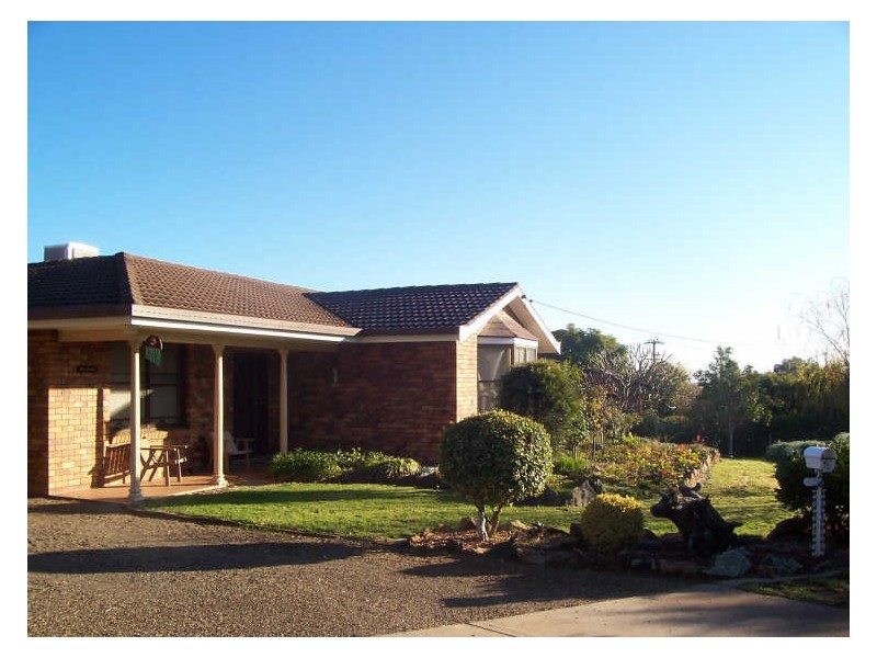 2 Tweedie Avenue, Gunnedah NSW 2380